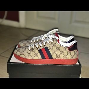 gucci ace supreme sneakers